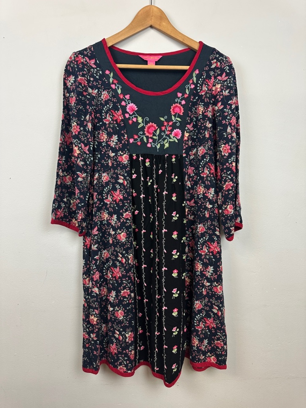 April Cornell red /Black Embroidered Mixed Floral Print Tunic Dress Sz XXS